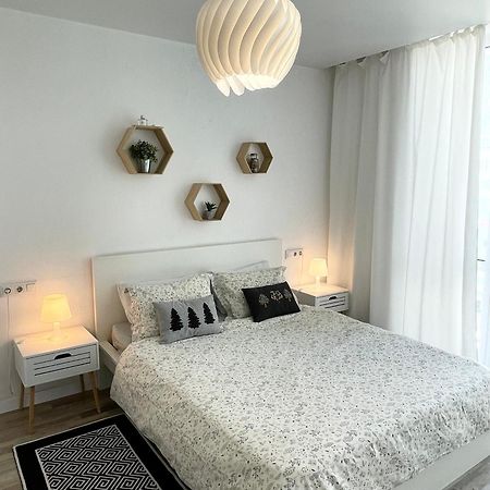 Scandinavian Apartment На Марсельской كريزهانيفكا المظهر الخارجي الصورة